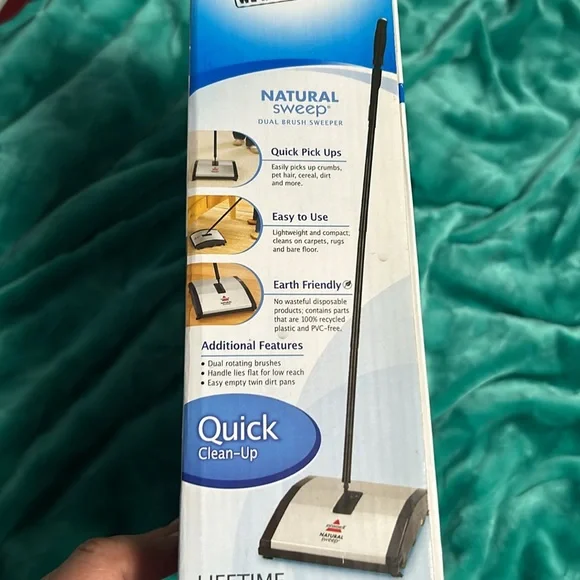 Natural Sweep® Carpet & Floor Manual Sweeper new in box - Picture 2 of 4
